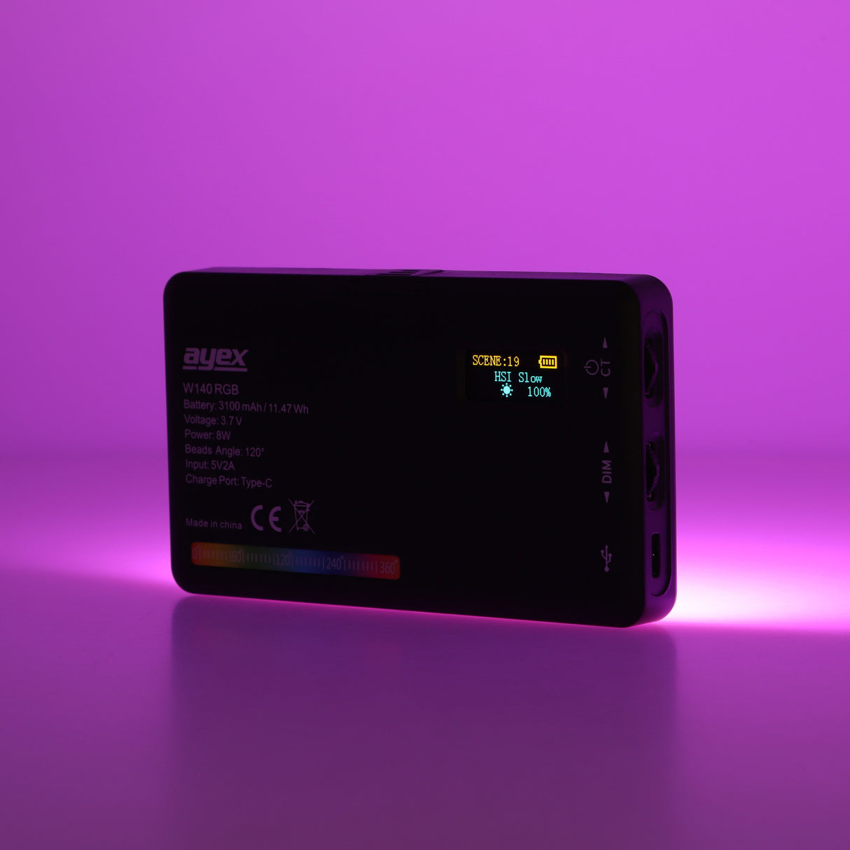 Vielseitige RGB LED Videoleuchte mit 20 Lichteffekten LCD-Display & integriertem Akku